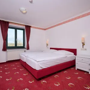 Schönbrunn Hotel